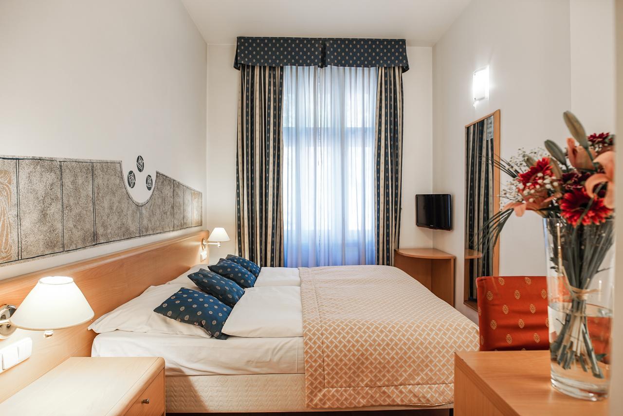 Hotel Tivoli Praha Eksteriør bilde